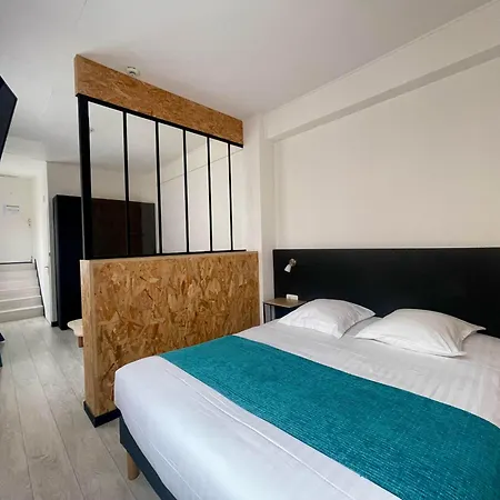 De Paris 2*