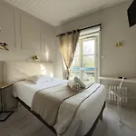 De Paris Hotel