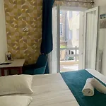 De Paris 2*
