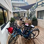 De Paris Hotell