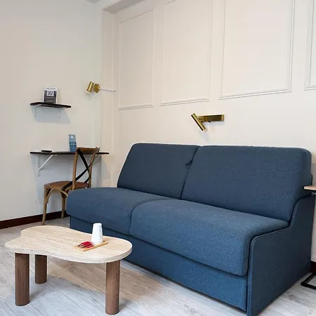 Hotell De Paris 2*