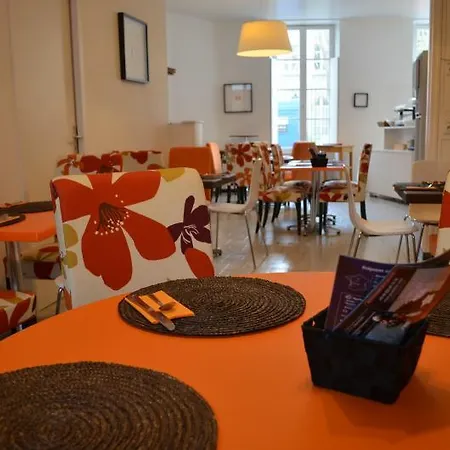 Hotel De Paris 2*